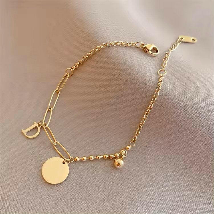 Bratara Personalizata Placata cu Aur 18K cu Banut + Cadou - Sentimente Gravate