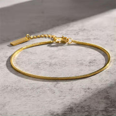 Bratara tip sarpe minimalista placata cu Aur 18K - Sentimente Gravate