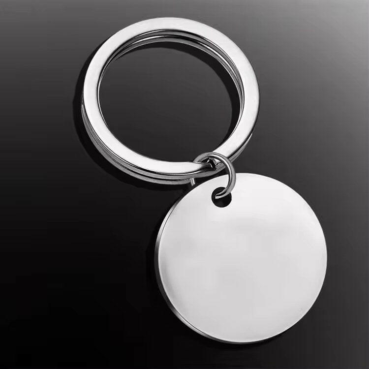 Breloc Personalizat, Banut Argintiu - Sentimente Gravate